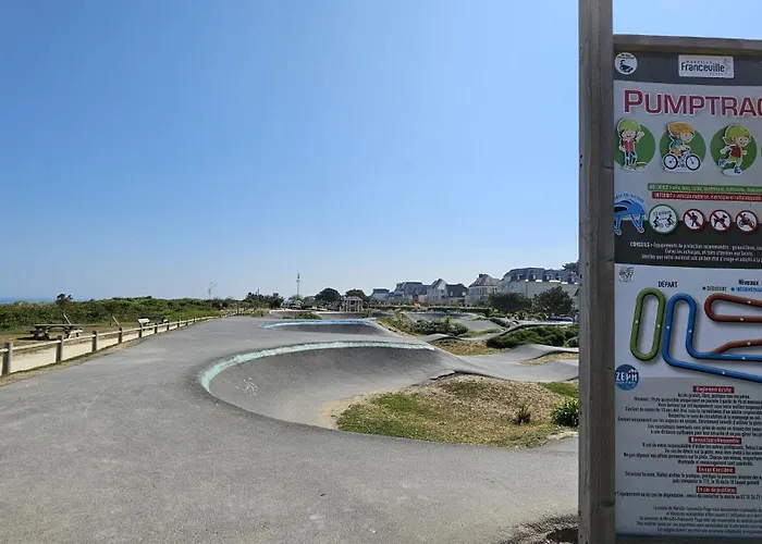 Le Nid Colore Et Lumineux Merville-Franceville-Plage