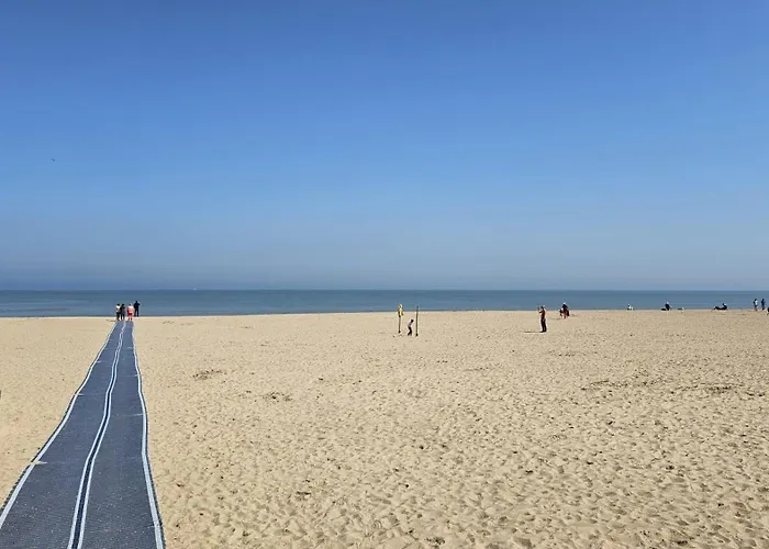 Le Nid Colore Et Lumineux Merville-Franceville-Plage